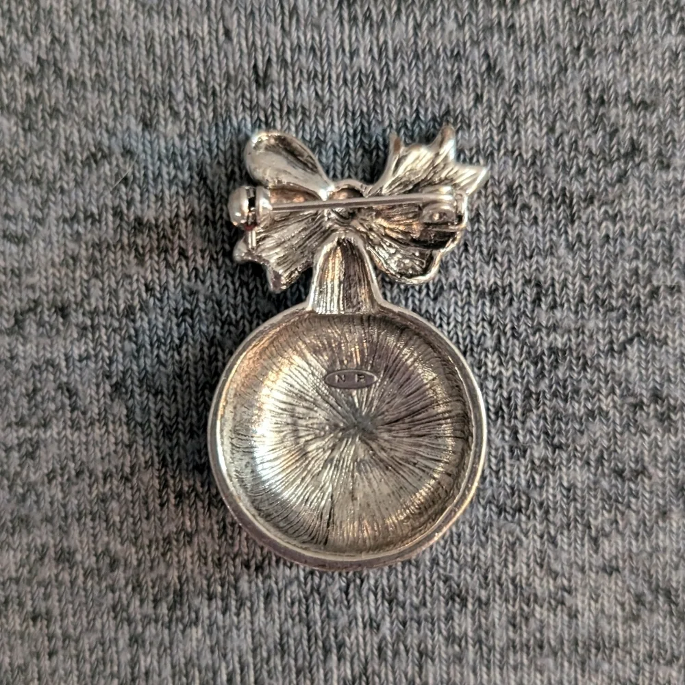 3/$30 | Nina Ricci Christmas Ornament Brooch, Silver Toned with Enamel, … - Picture 2 of 3